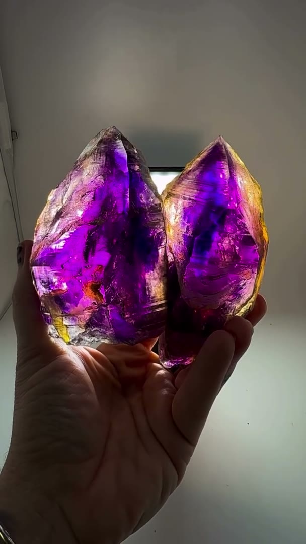 JUICY GOBOBOSEB MAGIC JUST CLICKS