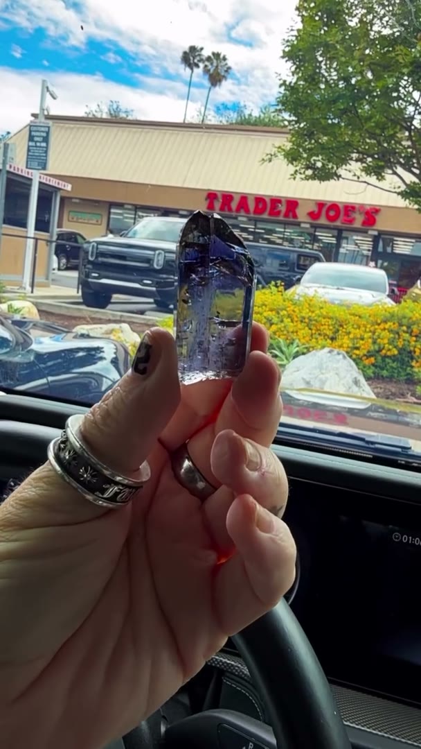 TOP TANZANITE… cruising with a heater