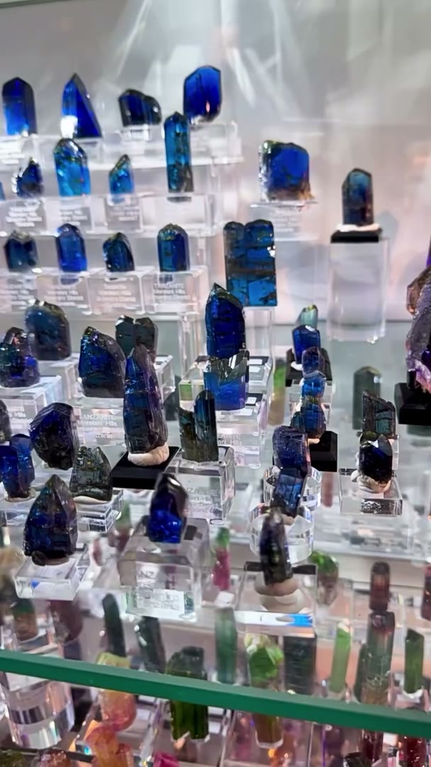 TANZANITE CASE OVERVIEW… fully reworked and absolutely ELECTRIC