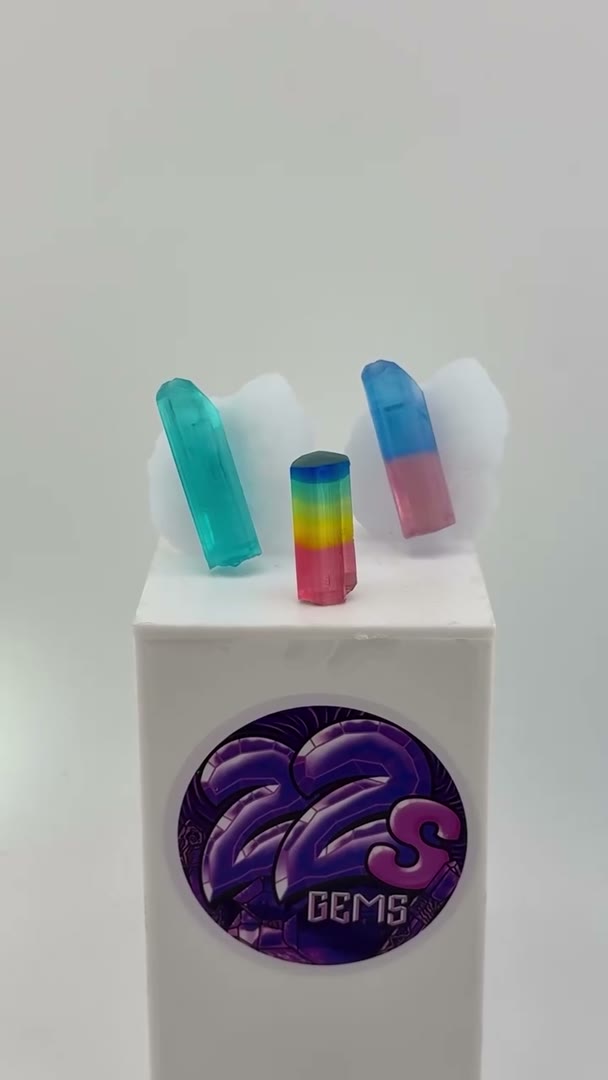 RESIN OR REAL?!