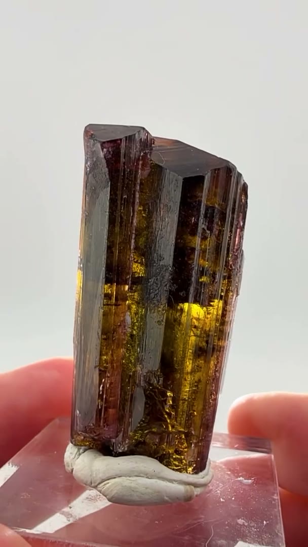 RUSSIAN ELBAITE HEAT