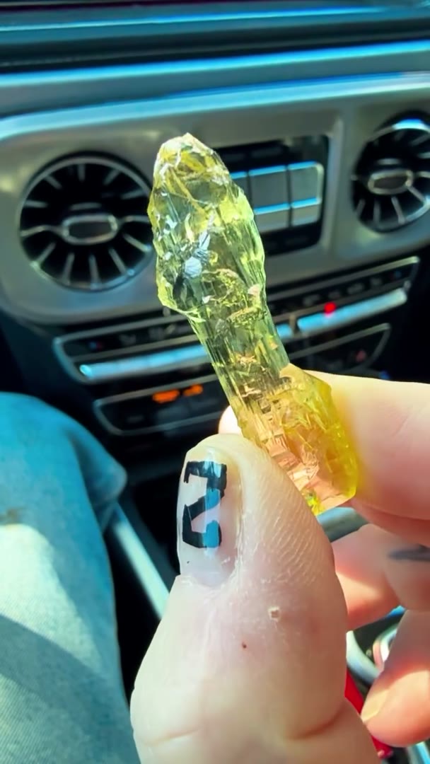 Admiring this little Ukrainian weapon while sitting in the car… and somehow…